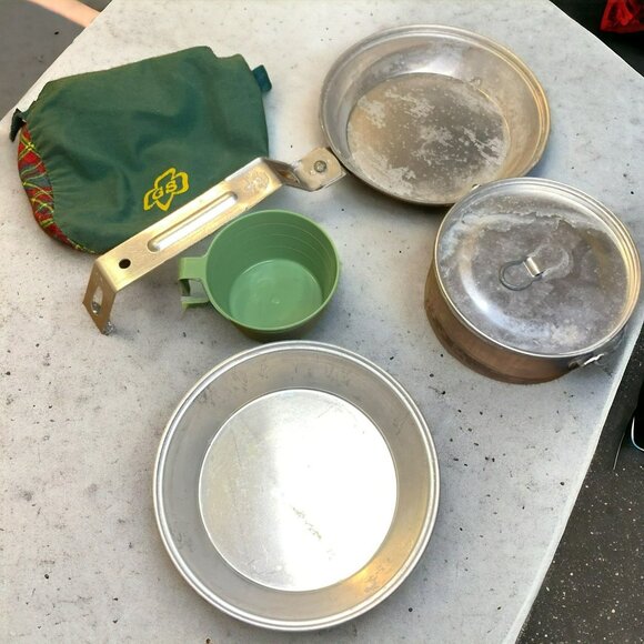 Vintage 1960s Official Girl Scout Mess Kit - Complete - Picture 1 of 8